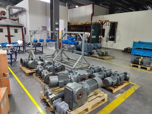 Moteur électrique d'engrenage de transmission à C.A. de couple du réducteur K de biseau hélicoïdal élevé de série